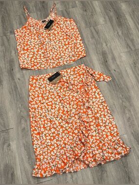 Vero Moda Flowy Orange Floral Summer Beach Vacation Wrap Skirt & Tank Set